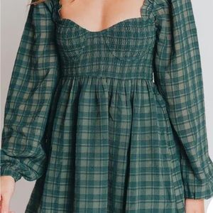 Holly Babydoll Dress in Pine (Bump Friendly)